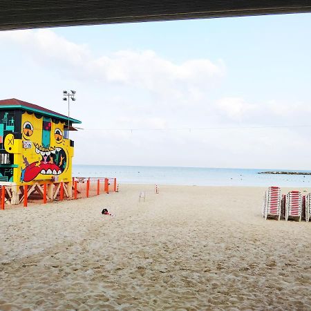 Ferienwohnung 1000Nights Sea-Hut Tel Aviv-Jaffa Exterior foto